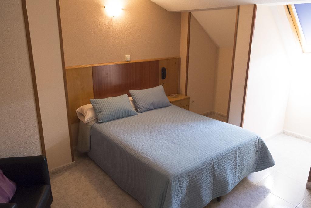 אל מולאר Hostal Azul מראה חיצוני תמונה