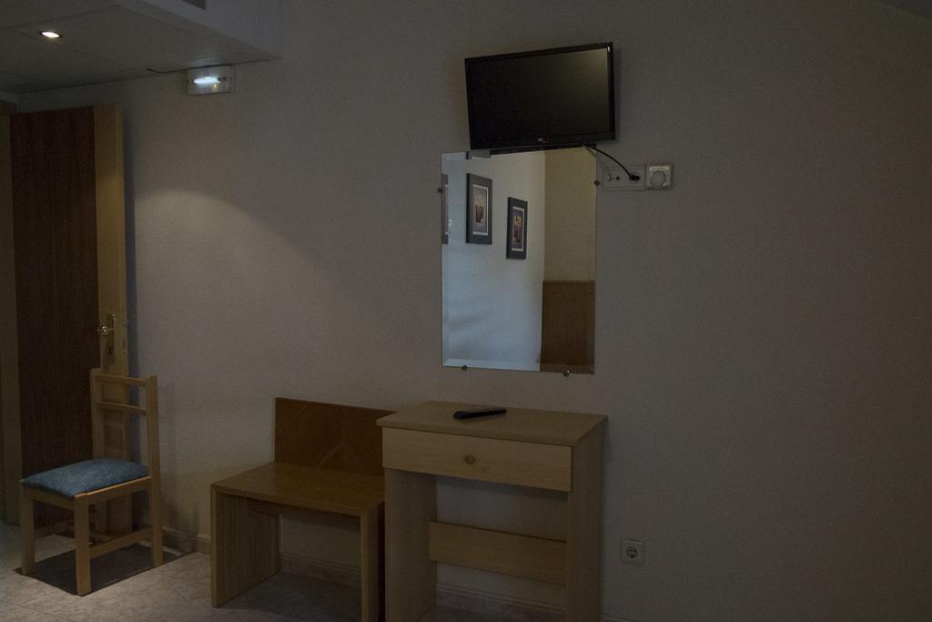 אל מולאר Hostal Azul מראה חיצוני תמונה